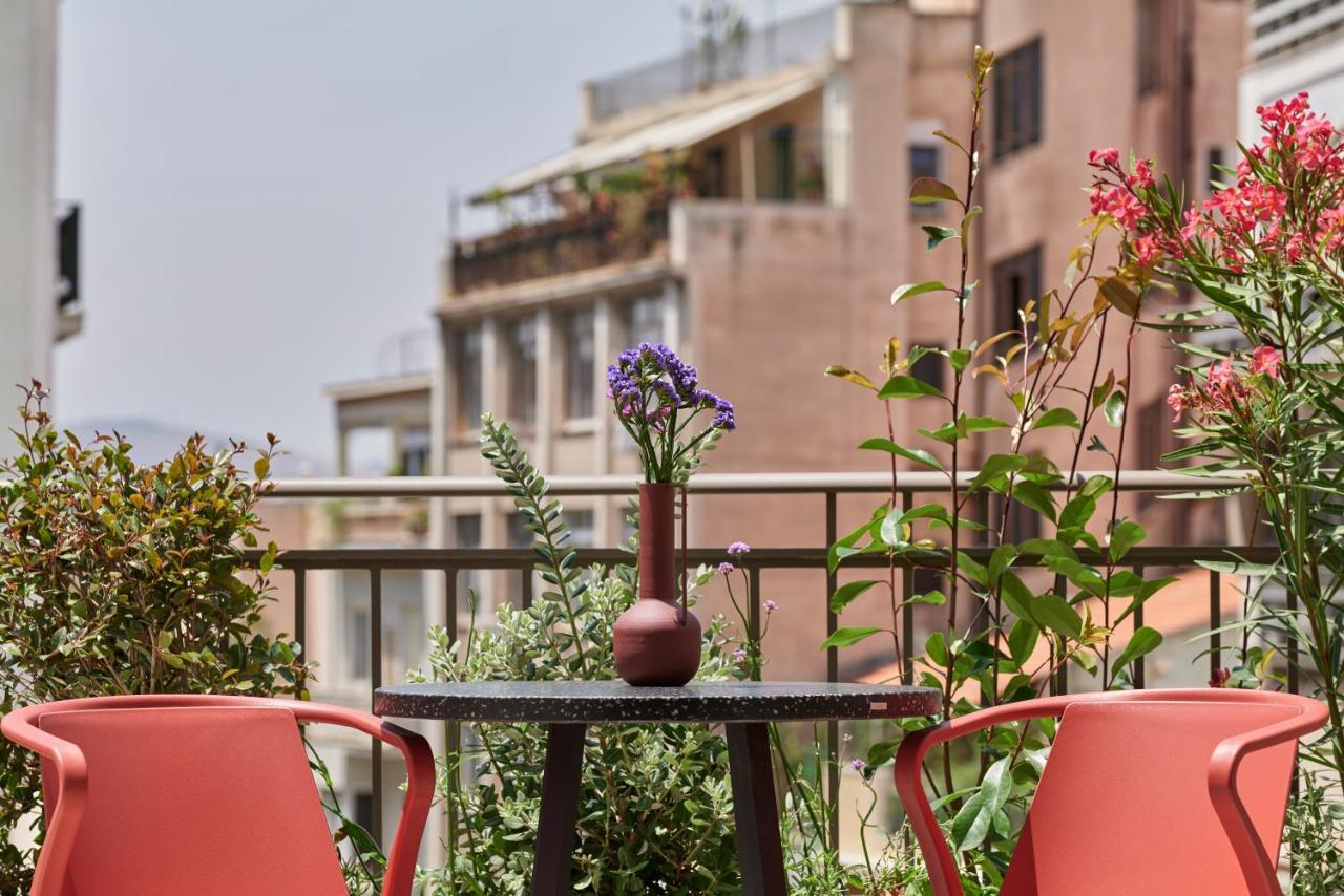 Dwell - Elegant City Stay Atene Esterno foto