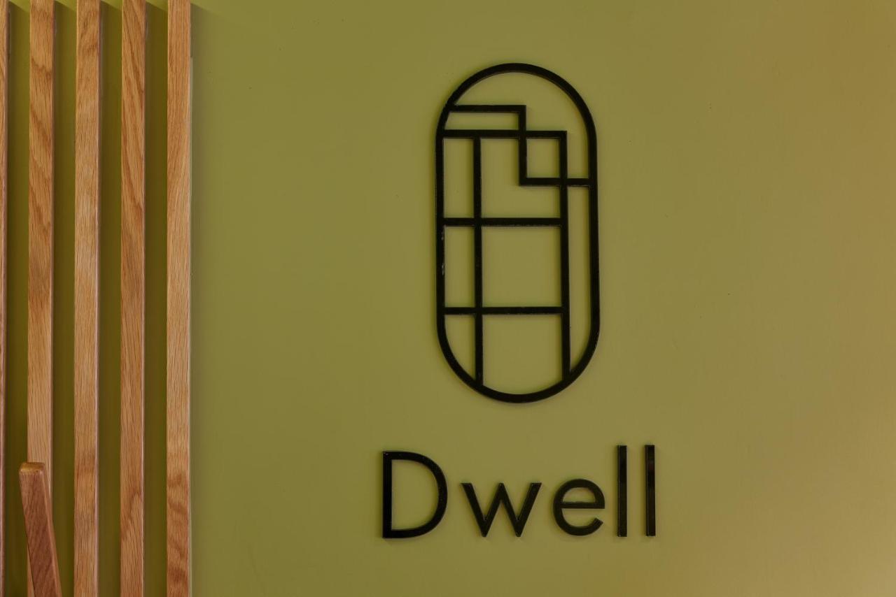 Dwell - Elegant City Stay Atene Esterno foto