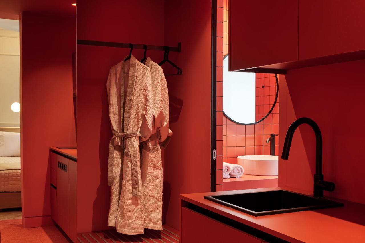 Dwell - Elegant City Stay Atene Esterno foto