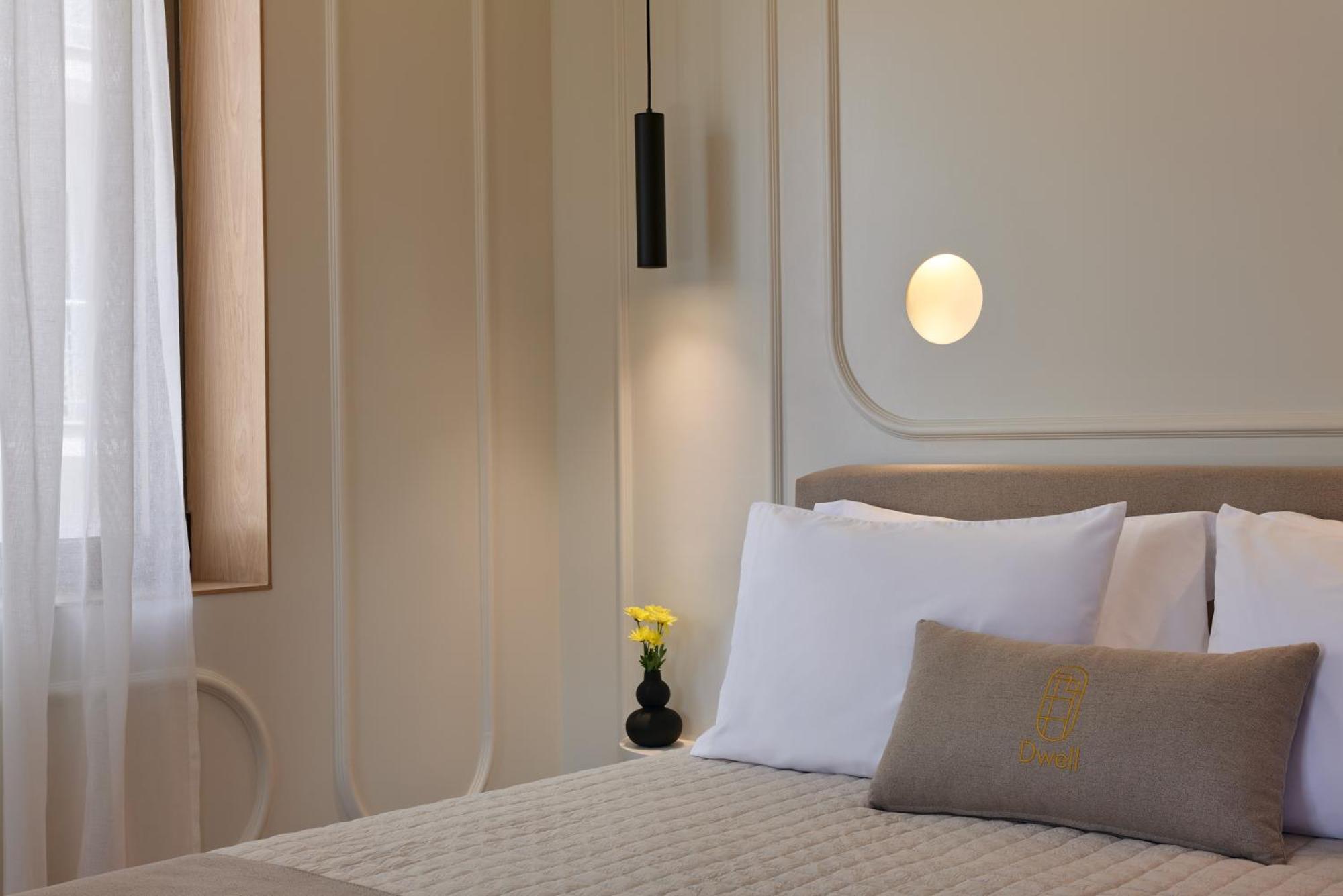 Dwell - Elegant City Stay Atene Esterno foto